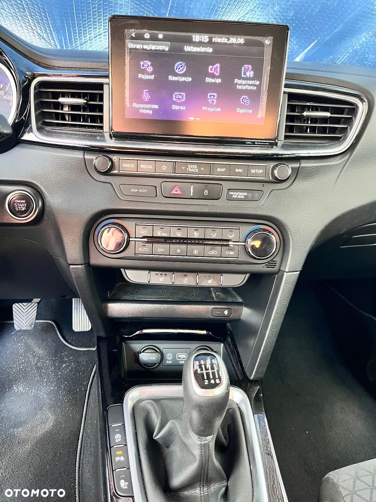 Kia Ceed 1.6 CRDi L Business Line - 14