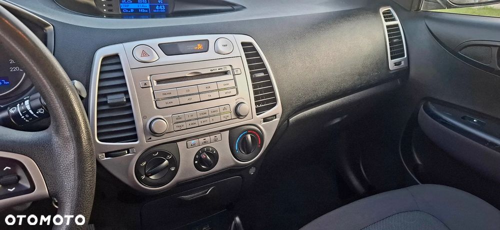 Hyundai i20 1.2 Comfort EU5 - 16