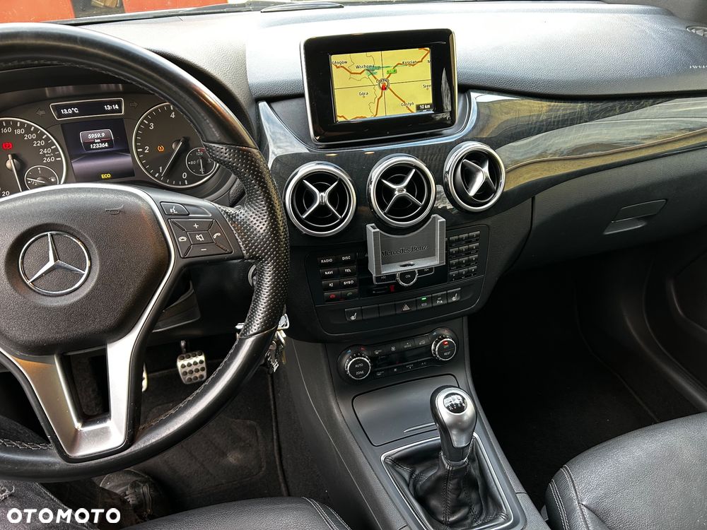 Mercedes-Benz Klasa B 180 CDI - 23