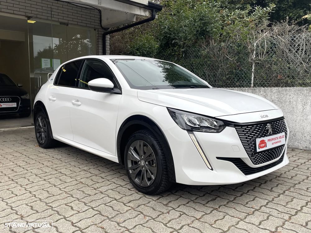 Peugeot e-208 E-Style - 4