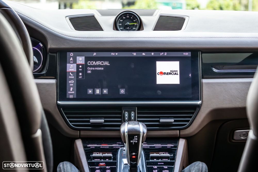 Porsche Cayenne Coupé E-Hybrid - 44