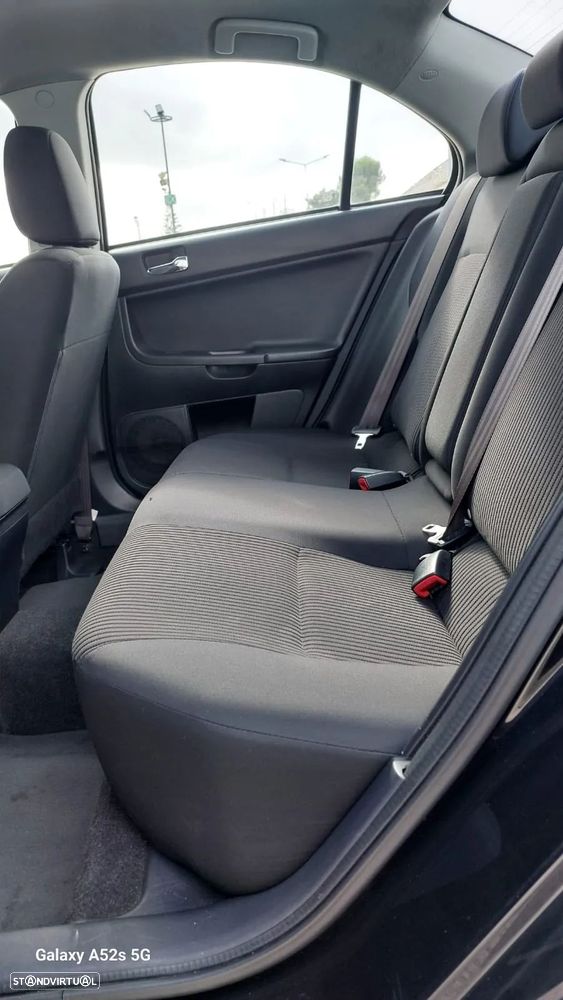 Mitsubishi Lancer 1.8 DI-D Intense - 7