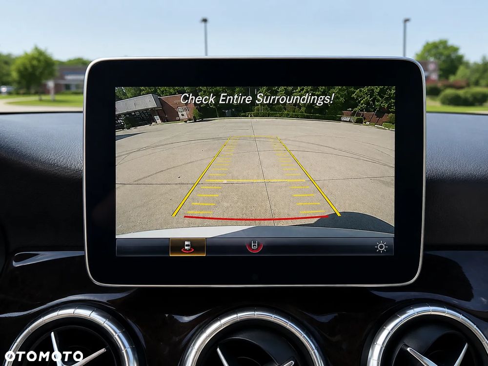 Mercedes-Benz CLA 250 4Matic 7G-DCT - 14