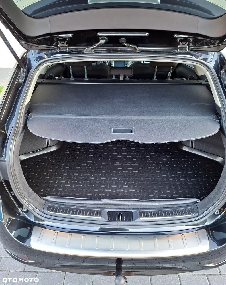 Toyota Avensis 1.8 Premium MS - 34