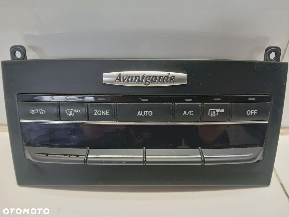 PANEL KLIMATYZACJI MERCEDES E W212 2012 AVANTGARDE A2129008711 - 2