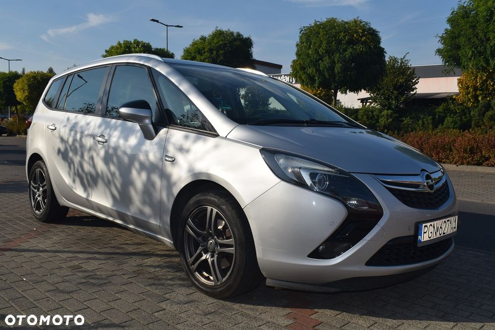 Opel Zafira 2012 photo 3