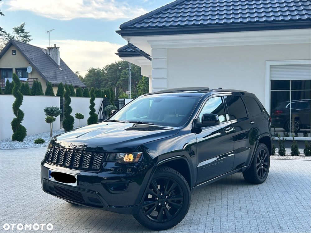 Jeep Grand Cherokee - 1