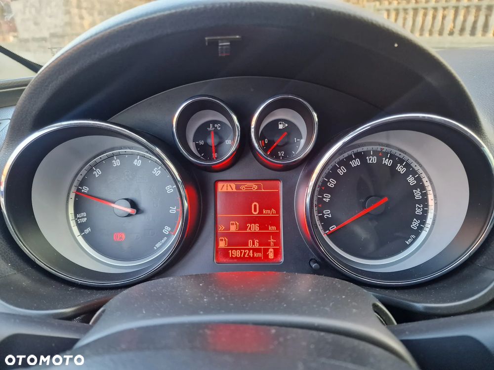 Opel Insignia 1.4 T Cosmo S&S - 20