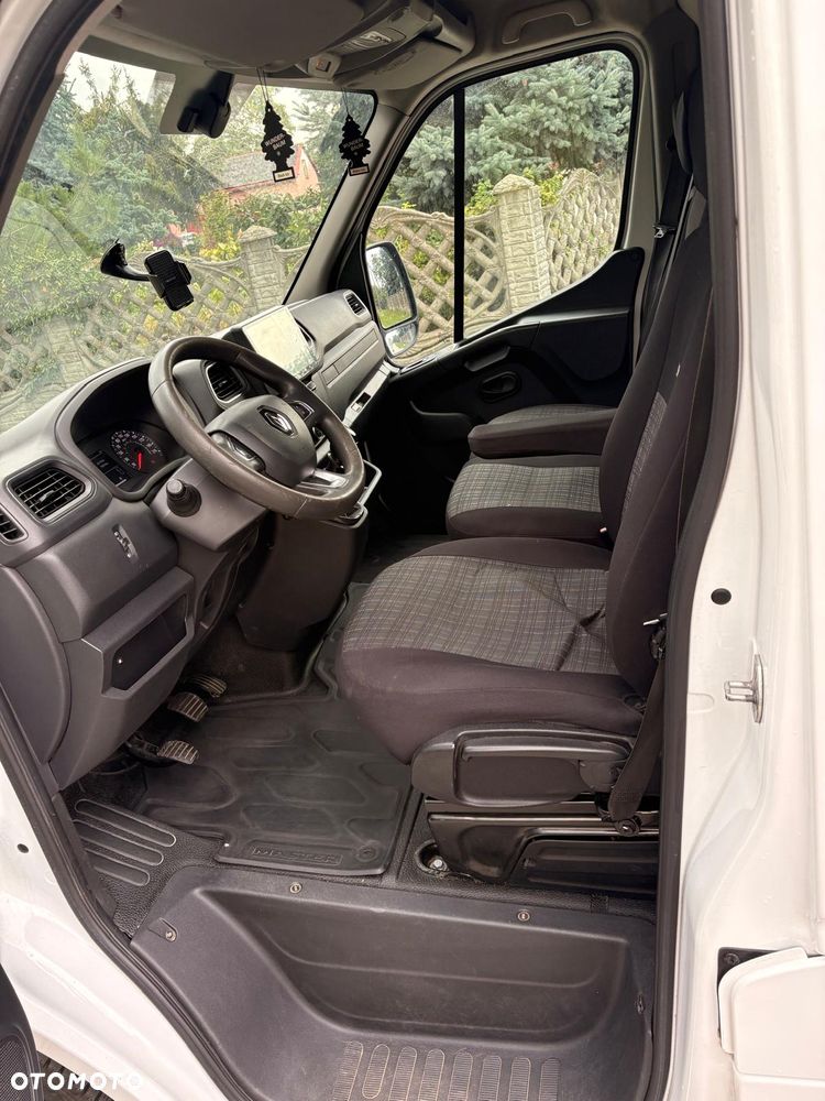 Renault Master - 13