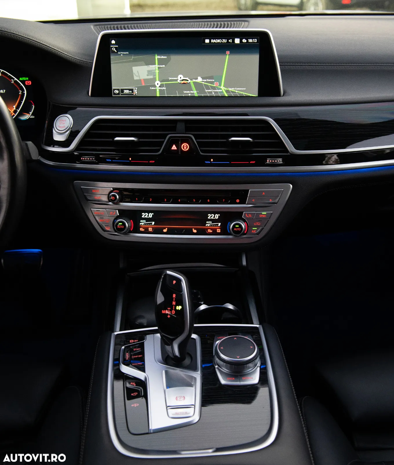BMW Seria 7 740d xDrive MHEV - 33