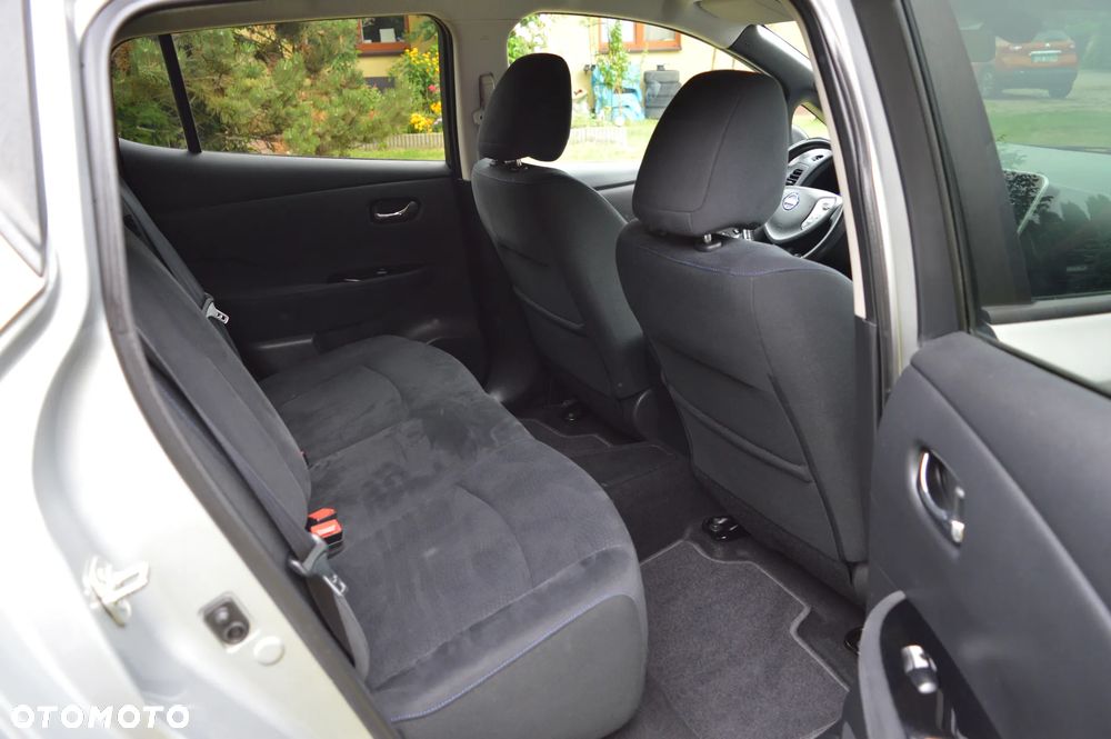 Nissan Leaf 24 kWh (mit Batterie) Visia + - 27