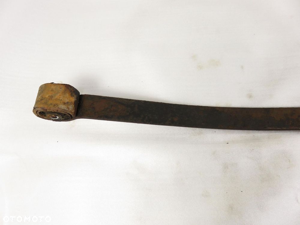 RESOR TYŁ DODGE CARAVAN - 8