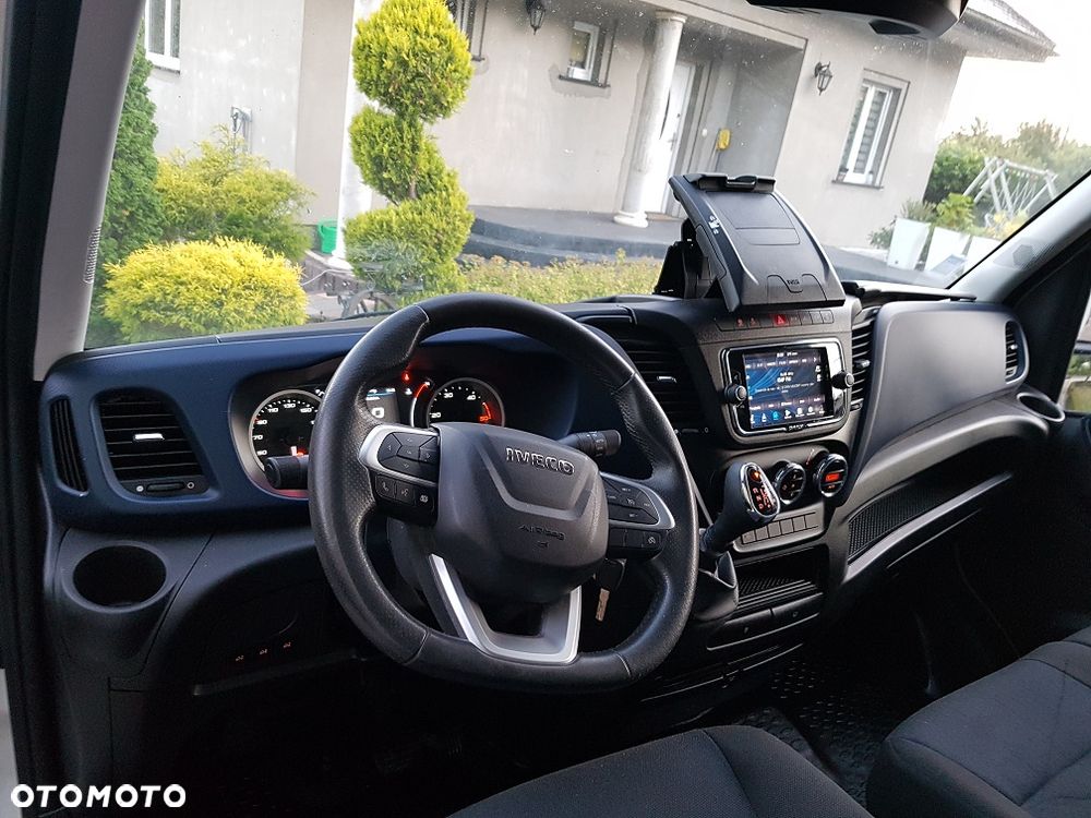 Iveco DAILY - 17