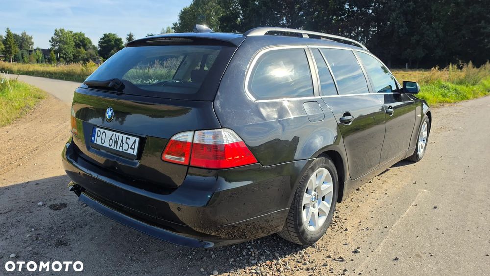 BMW Seria 5 525d - 4
