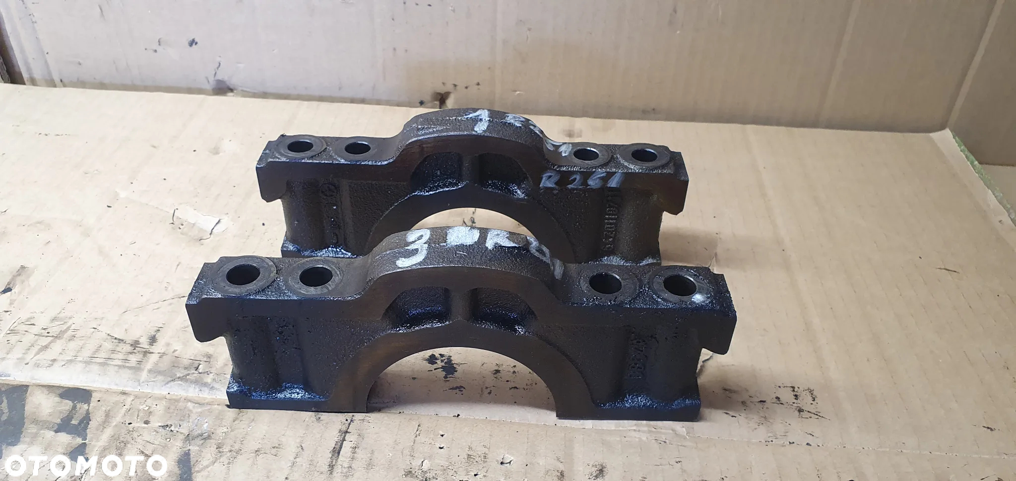 Stopa stopka podpora mocowanie wału Mercedes R-Klasa W251 3.0 CDI 6420110711 - 2