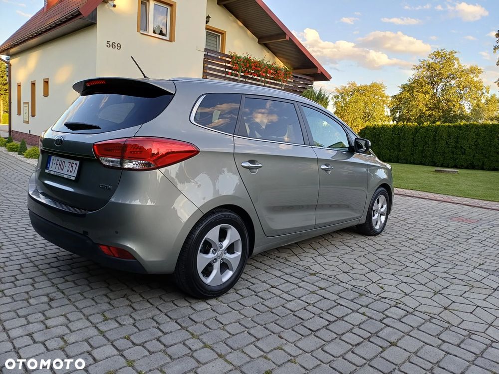 Kia Carens 1.7 CRDi 115 Fifa World Cup Edition