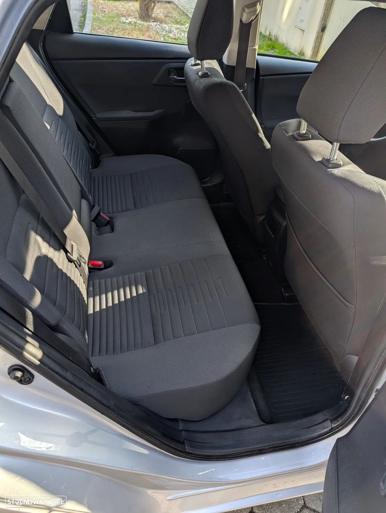 Toyota Auris 1.4 D-4D Design Edition - 12