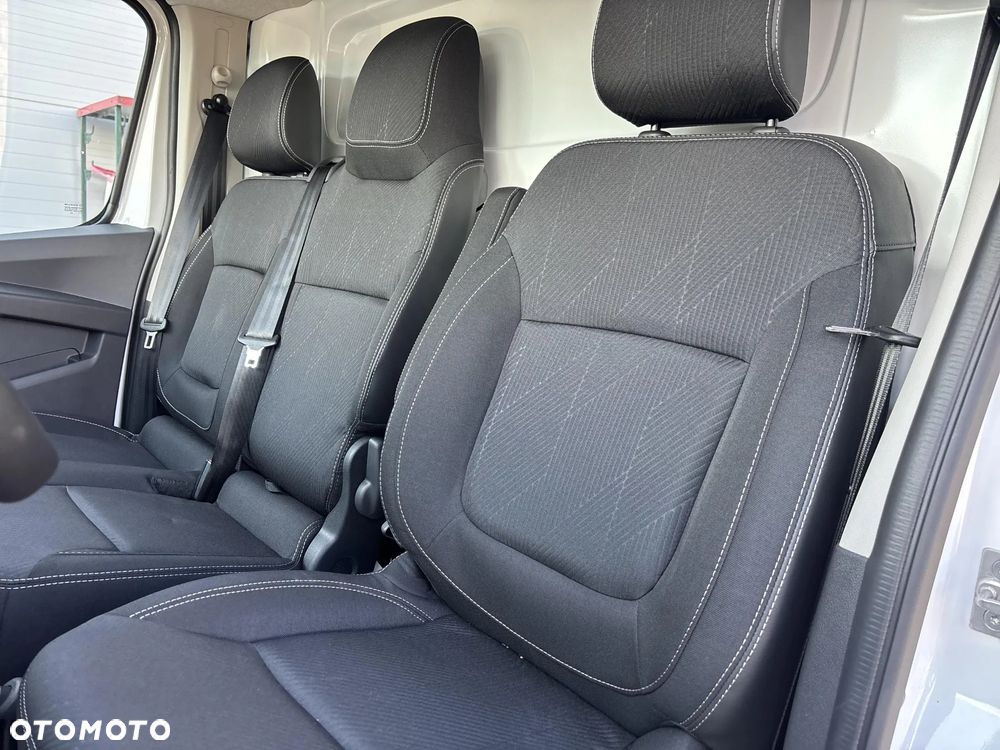 Renault Trafic - 11
