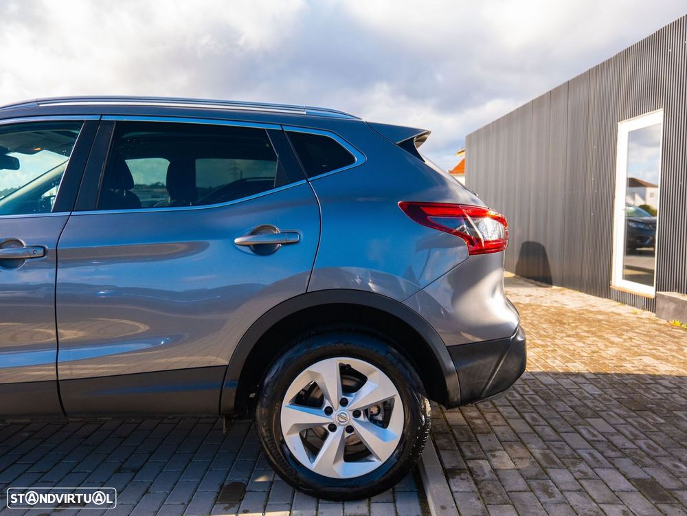 Nissan Qashqai 1.5 dCi N-Connecta - 4