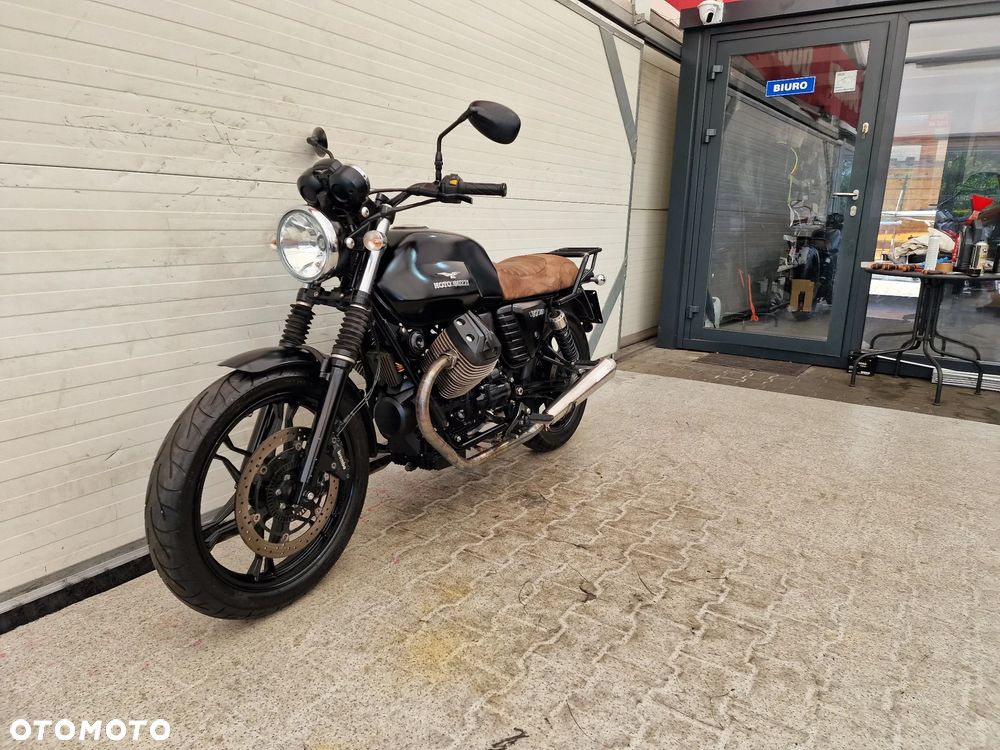 Moto Guzzi V7 - 2