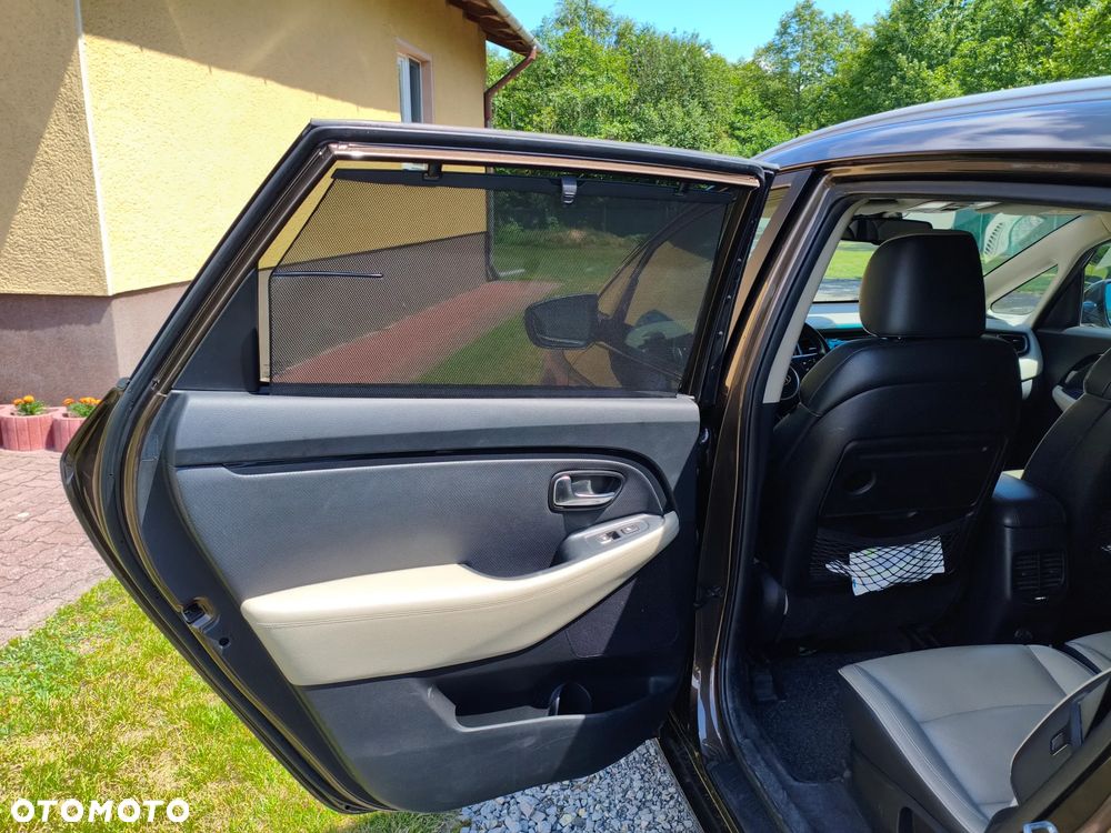 Kia Carens 1.7 CRDi XL - 10