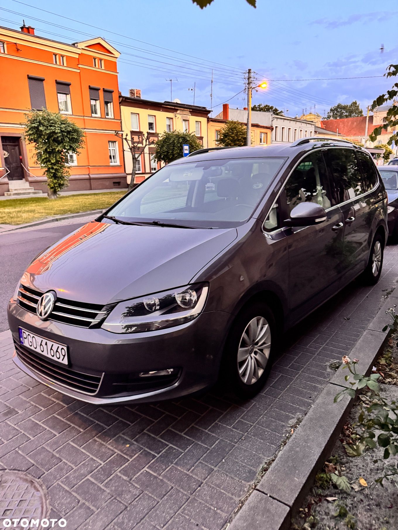 Volkswagen Sharan 2.0 TDI BMT Comfortline - 1