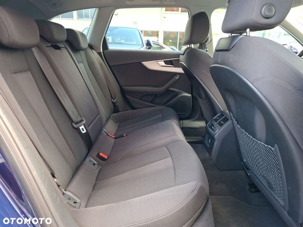 Audi A4 Avant 35 TFSI mHEV Advanced S tronic - 15