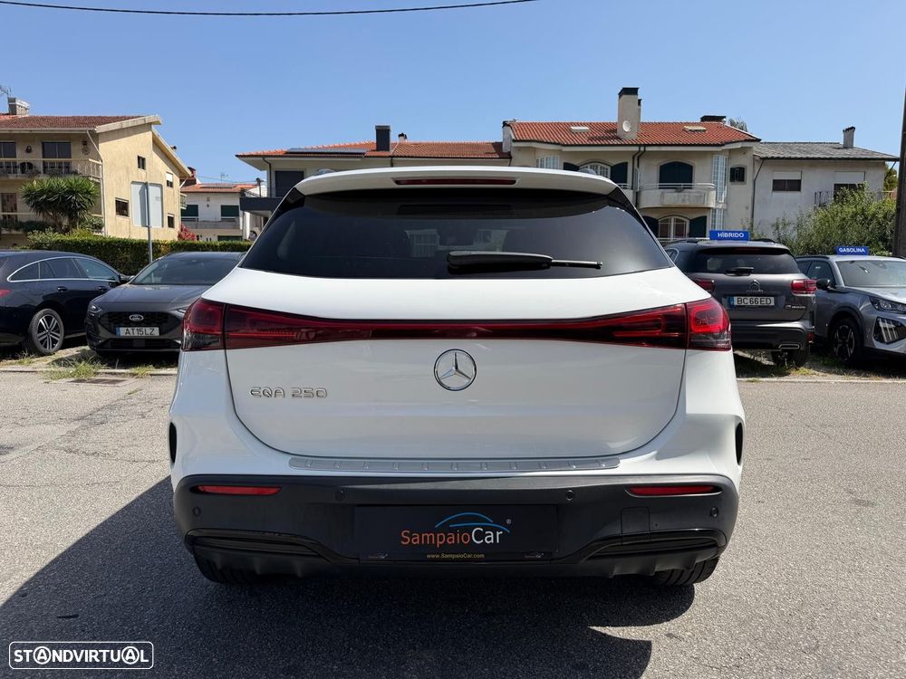 Mercedes-Benz EQA 250 AMG Line - 13