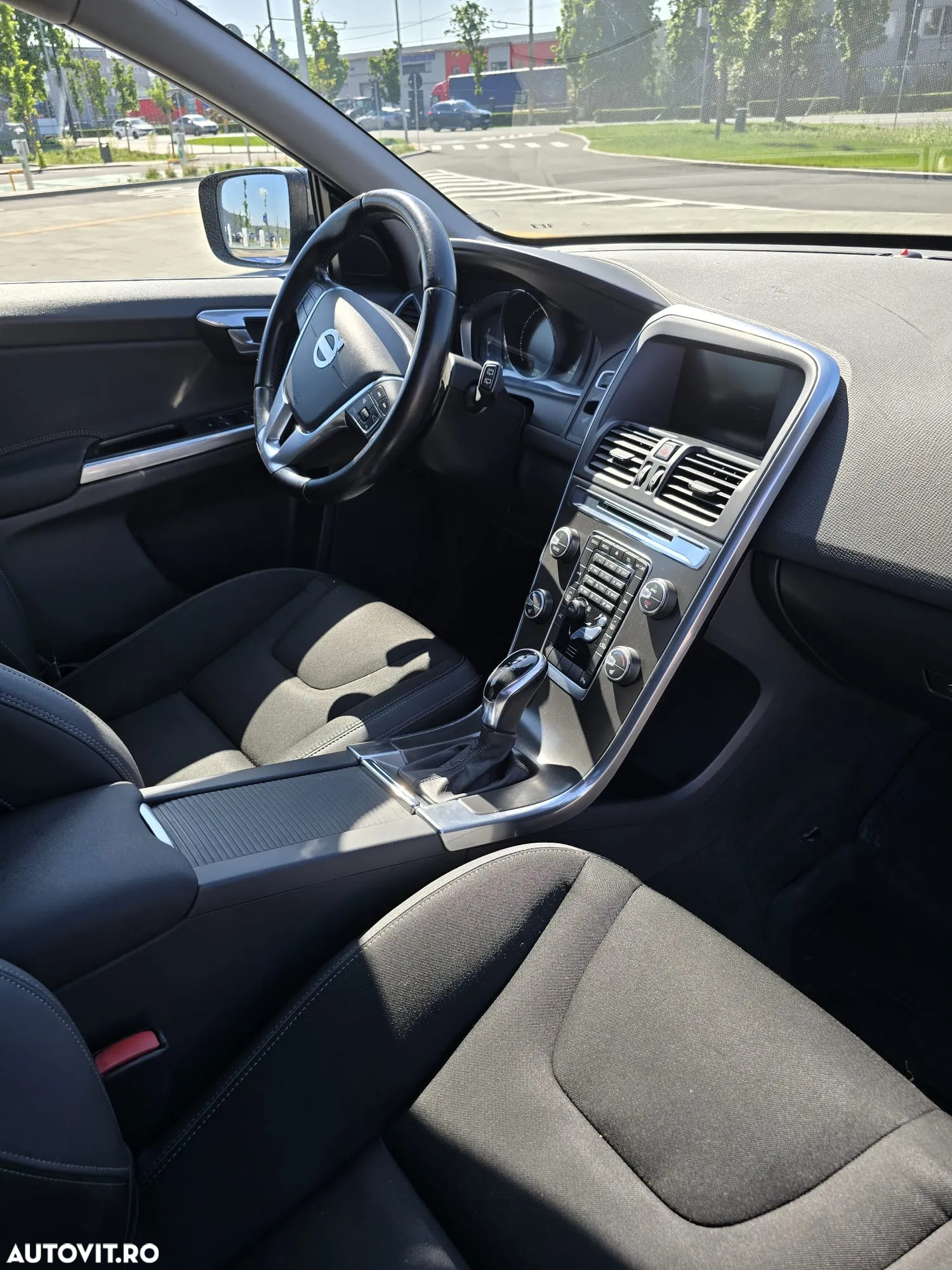 Volvo XC 60 D3 Geartronic Momentum - 6