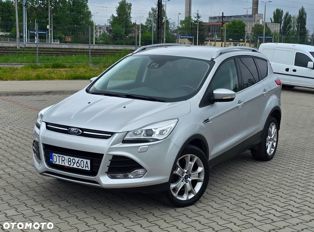 Ford Kuga 2.0 TDCi 4WD Titanium - 4