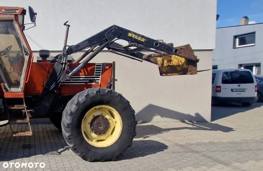 Stoll Ładowacz czołowy Tur New Holland Fiat 6-cylindrów kompletny - 2