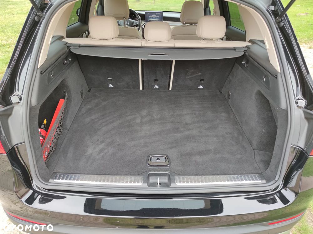 Mercedes-Benz GLC 300 4Matic 9G-TRONIC - 11