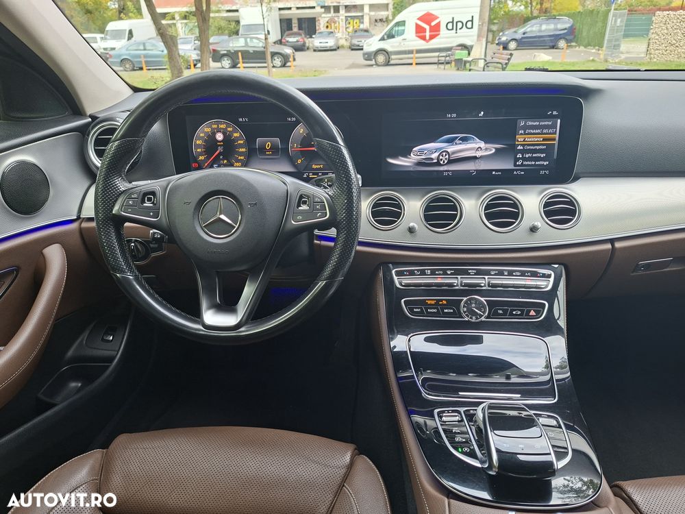 Mercedes-Benz E 220 d 4MATIC Aut. - 12