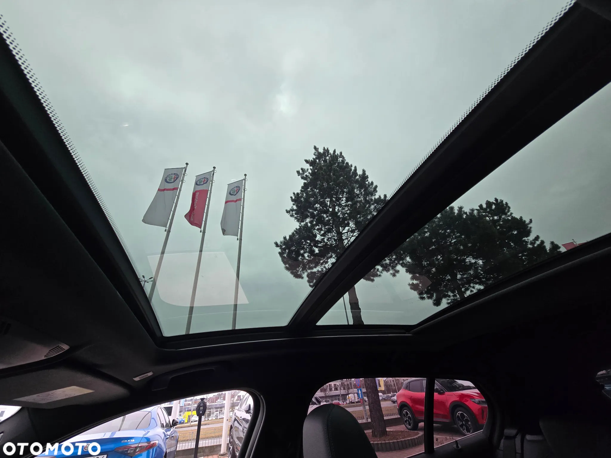 BMW Seria 1 M135i xDrive ColorVision Edition - 24