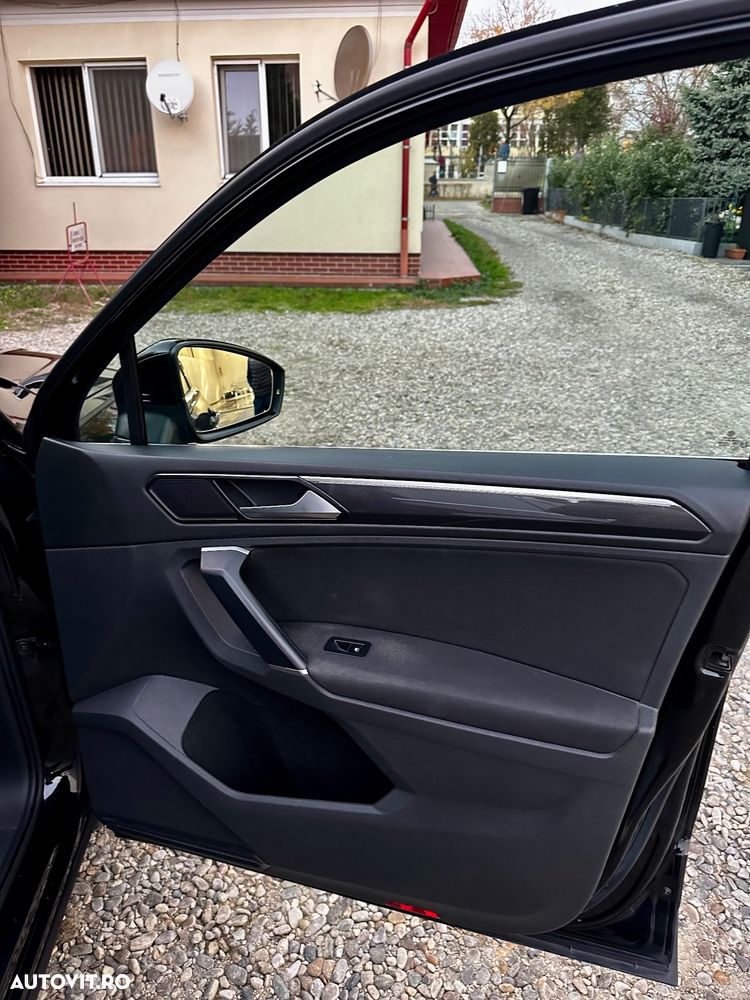 Volkswagen Tiguan 2.0 TDI DPF DSG 4Mot Comfortline - 15