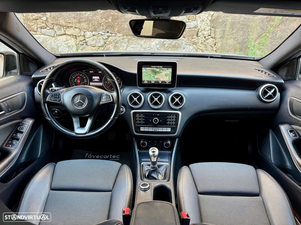 Mercedes-Benz A 180 d Urban - 23