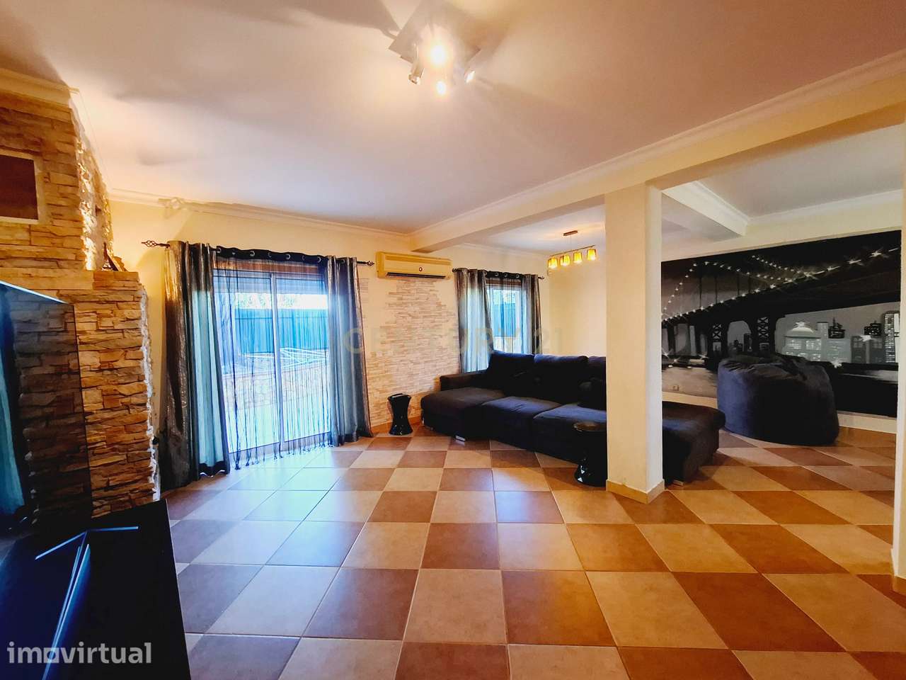 Moradia V2+1 com 140 m² área útil, Garagem e Grande Logradouro | Tunes - Grande imagem: 2/28