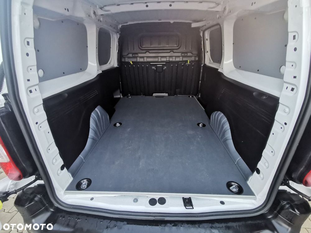 Toyota PROACE CITY - 12