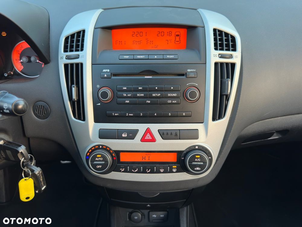 Kia ProCeed 1.6 CRDi EX - 12