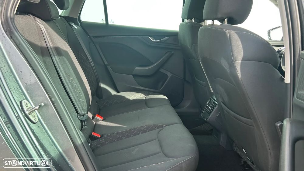 Skoda Kamiq 1.0 TSI Ambition DSG - 15