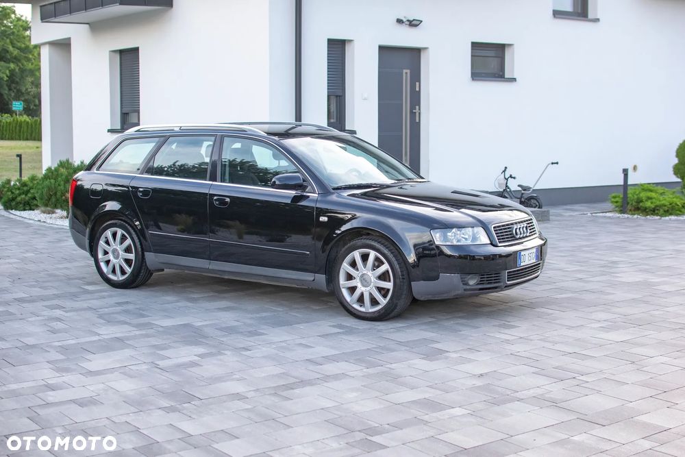 Audi A4 Avant - 33