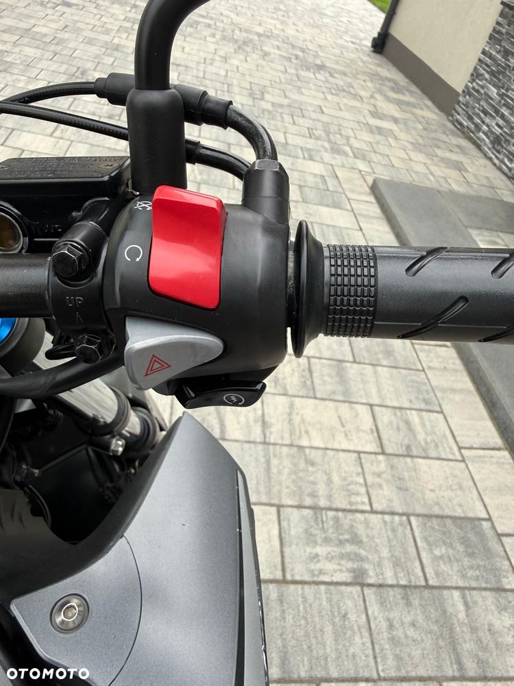 Honda CB - 18