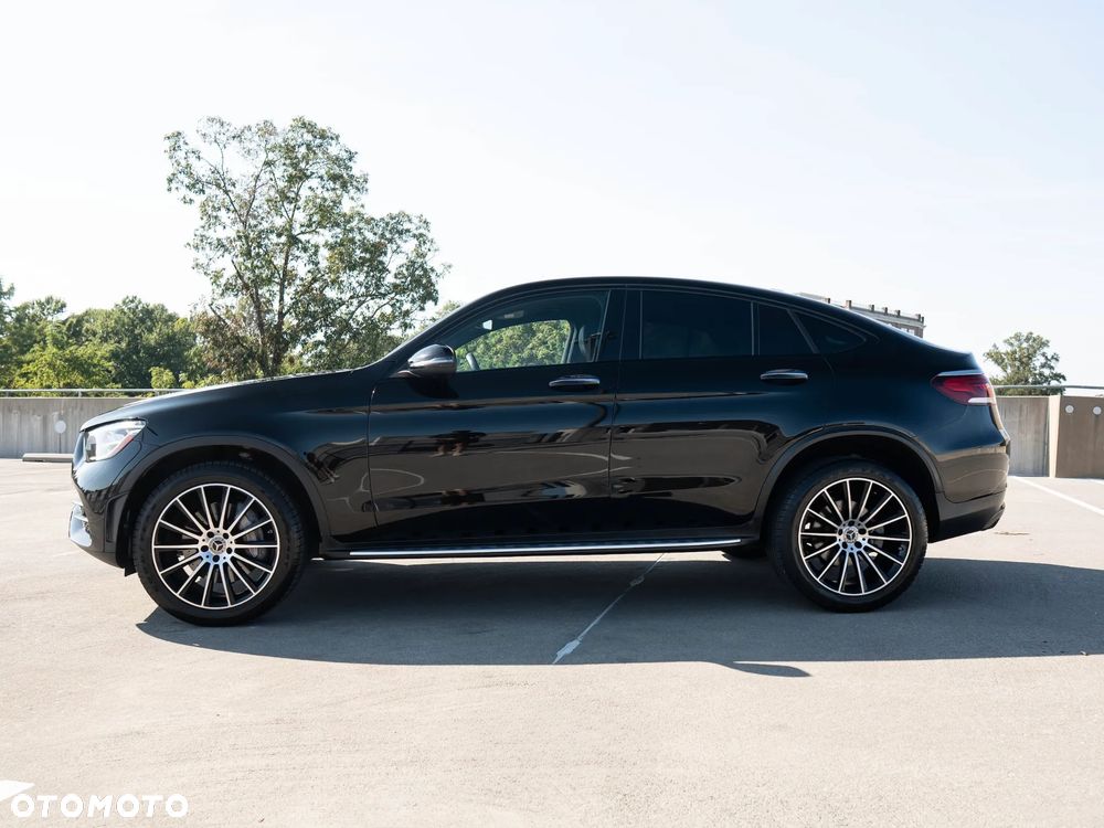 Mercedes-Benz GLC 300 4Matic 9G-TRONIC AMG Line - 3