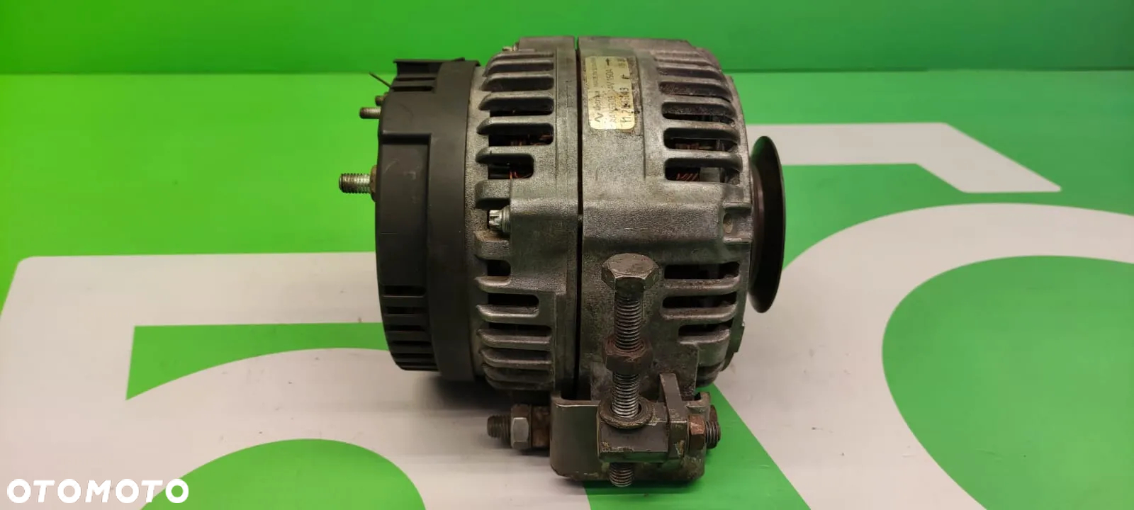 Alternator MAHLE G515900010100 F404900010040 F718901010090 Fendt 926 Vario - 3