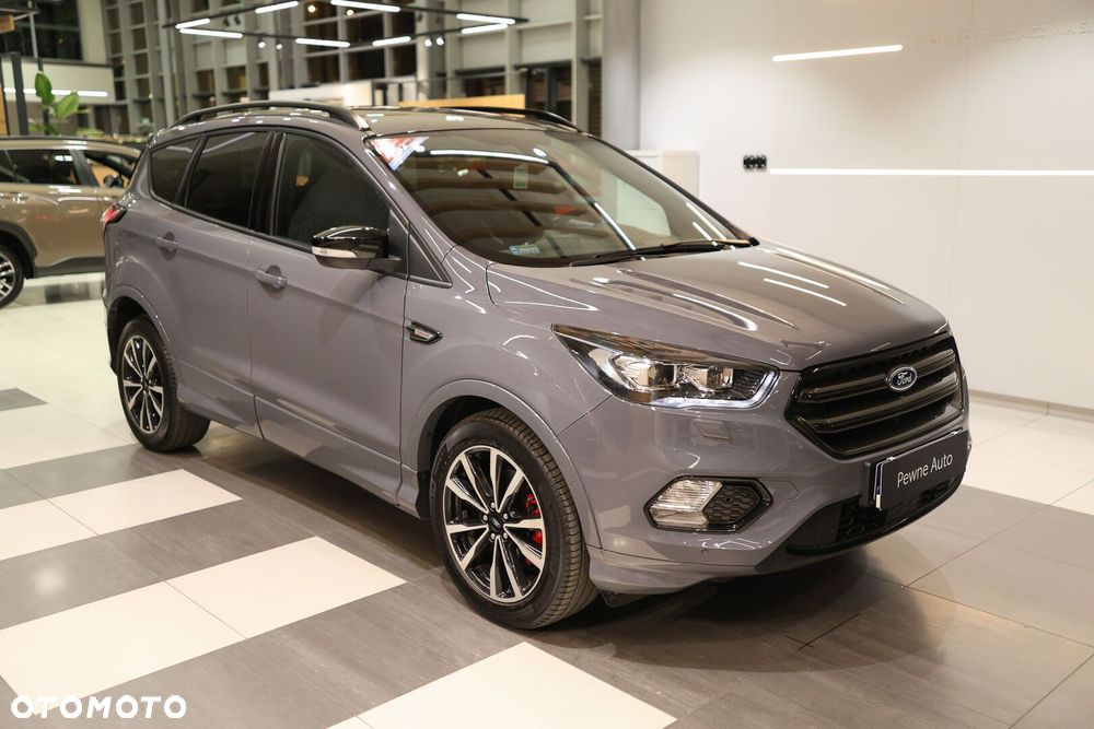 Ford Kuga - 4
