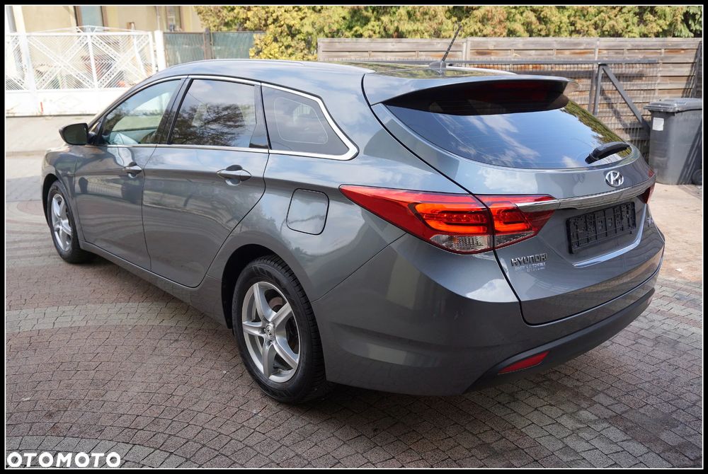 Hyundai i40 1.6 GDI Comfort + - 23