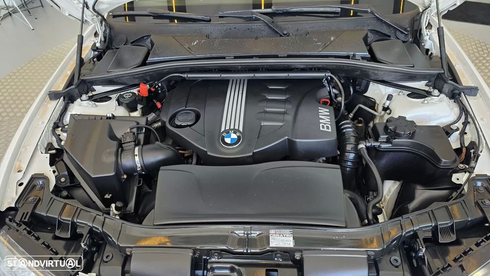 BMW 118 d Limited Edition Lifestyle c/ M Sport Pack - 29