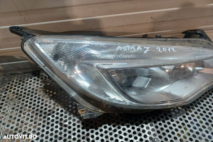 Far dreapta 2012 1LG01001104 Opel Astra J [2009 - 2012] Sports Tourer - 2