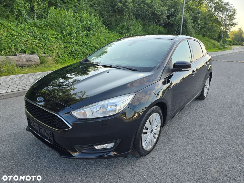 Ford Focus 1.0 EcoBoost Titanium - 26