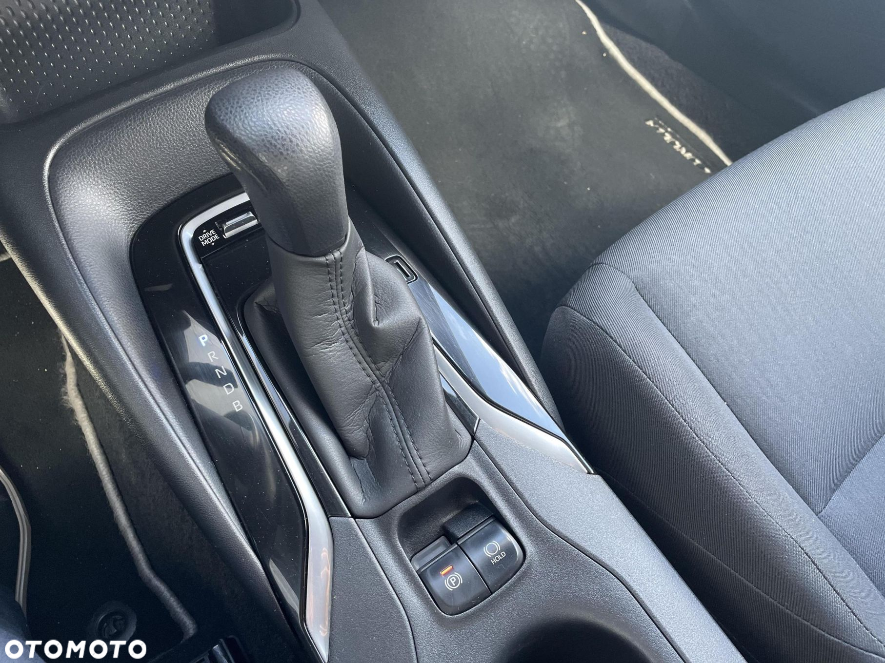 Toyota Corolla 1.8 Hybrid GPF Comfort - 15